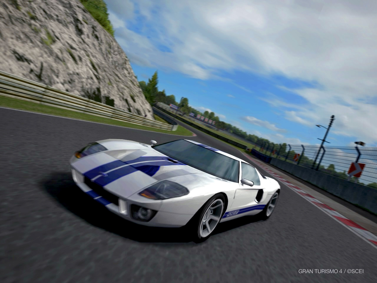 Ford GT '2002 p02.jpg