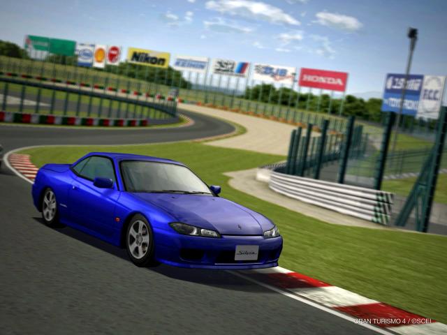 Nissan SILVIA Varietta (S15) p01.jpg